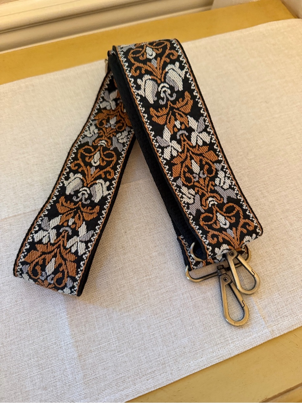 JENN & CO Embroidered Floral Jacquard Bag Strap in Black, Rust & Cream NWOT